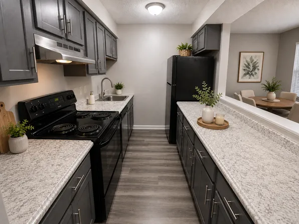 Stonecreek Apartments, 2766 Stonehenge Dr #47bfc4f9d, Columbus, OH 43224