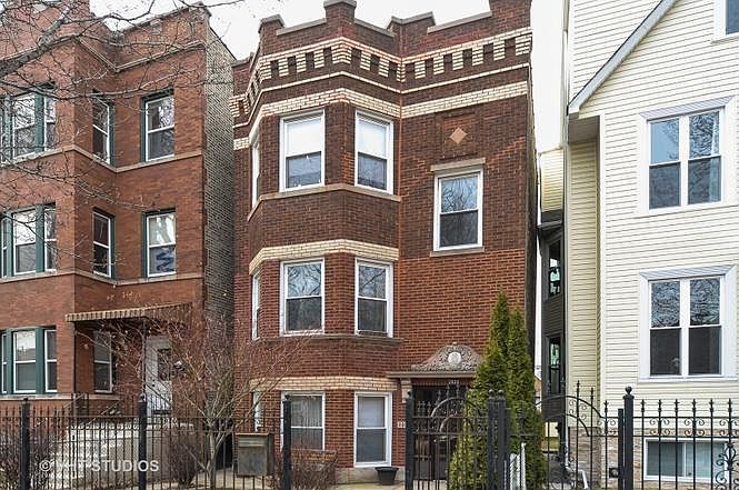 1st image of 2820 N Mozart St #3
