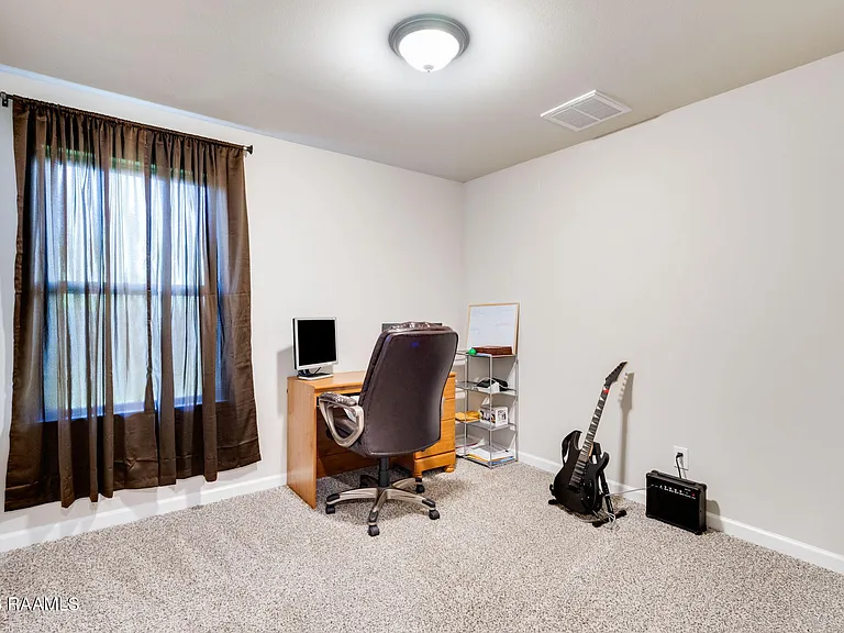 108 Harvest Hill Dr — Photo 17