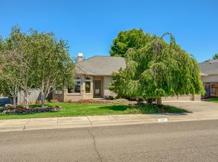 3461 Henredon Way, Medford, OR 97504