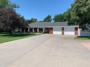 215 S Washington Ave, Great Bend, KS 67530