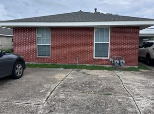 604 Homewood Pl, Westwego, LA 70094