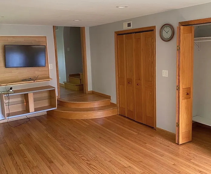 428 Edward Ct — Photo 5
