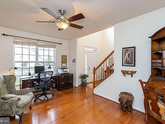 4th image of 106 Cedar Mountain Dr