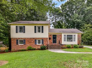 3701 Sulkirk Rd, Charlotte, NC 28210