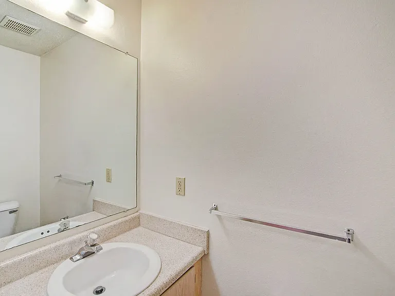 900 West Townhomes — Photo 41