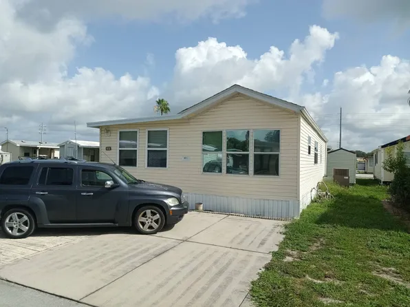 4421 Lane Rd #60B, Zephyrhills, FL 33541