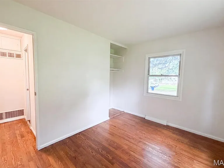238 W Skyline Dr — Photo 5