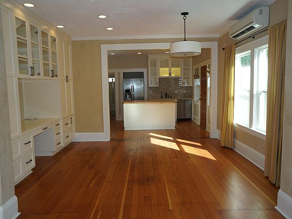4th image of 3932-3938 N Albina Ave #3932