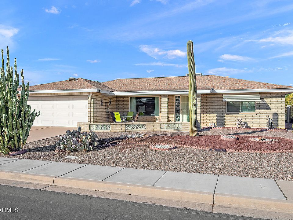 1st image of 4452 E CATALINA Avenue