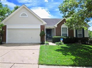 13104 Barrett Meadows Dr, Ballwin, MO 63021