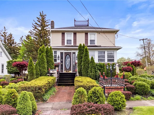 187 Clark St, Canandaigua, NY 14424