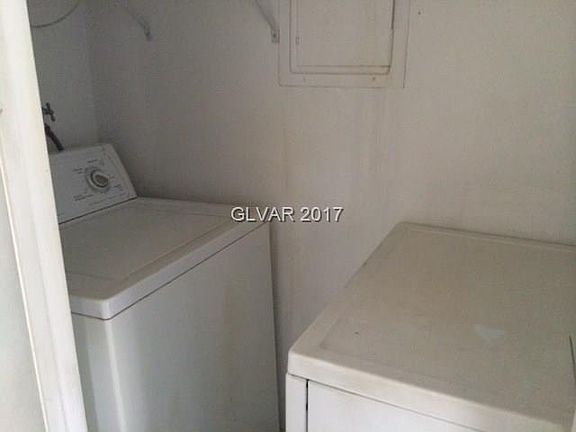 4th image of 1522 Lorilyn Ave Unit 1