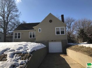 2909 Virginia St, Sioux City, IA 51104