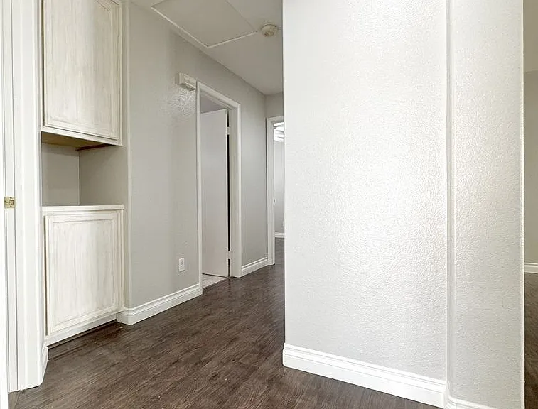 325 Cavalla St — Photo 10