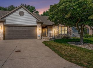 1551 Stone Ct, Elkhart, IN 46514