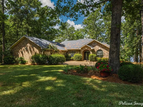 4109 Ashford Cir, Benton, LA 71006