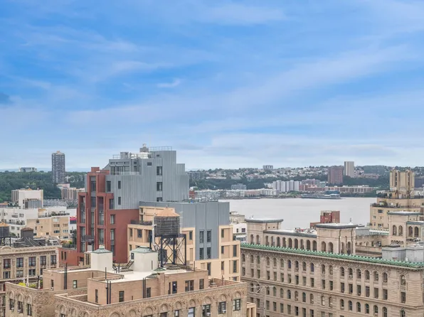 2166 Broadway image 5 of 10