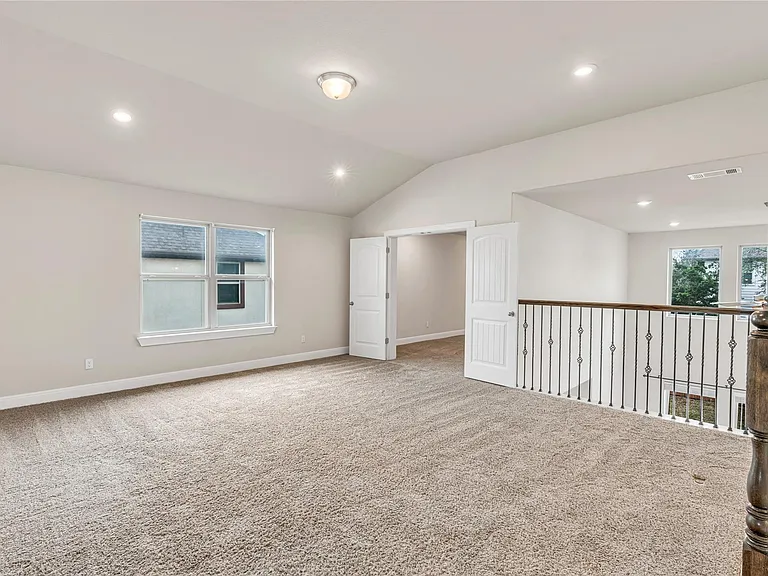 5300 Cipriano Dr — Photo 26