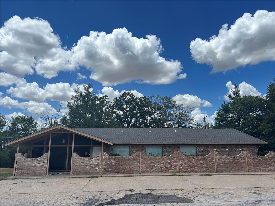 1st image of 304 Medical Dr