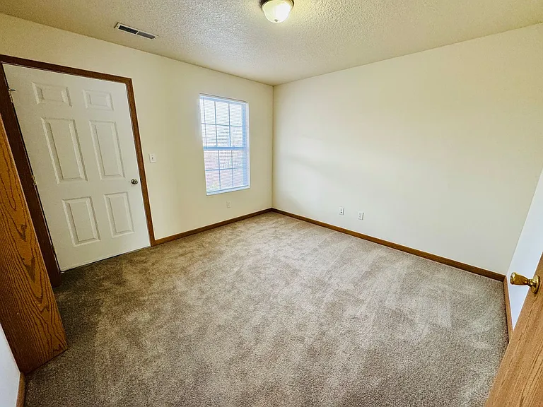 Briarwood Apartments and Villas — Photo 41