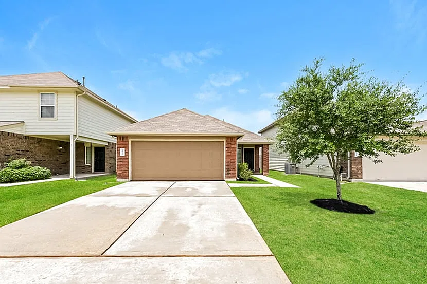 10327 Sunset Glow Ave