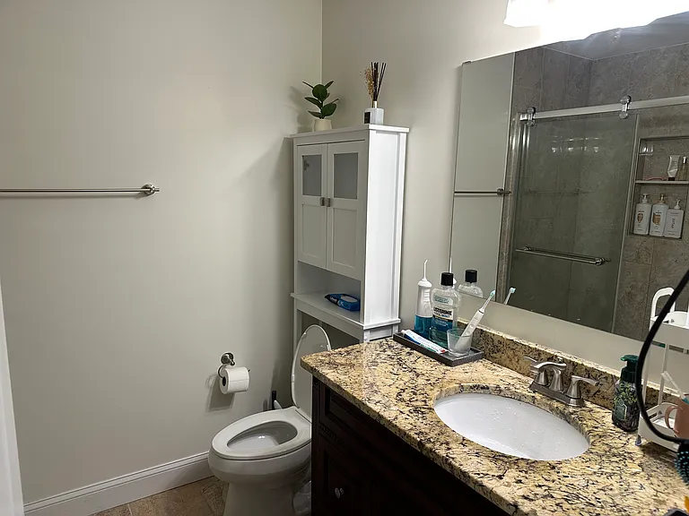 260 S Main St #5 — Photo 9