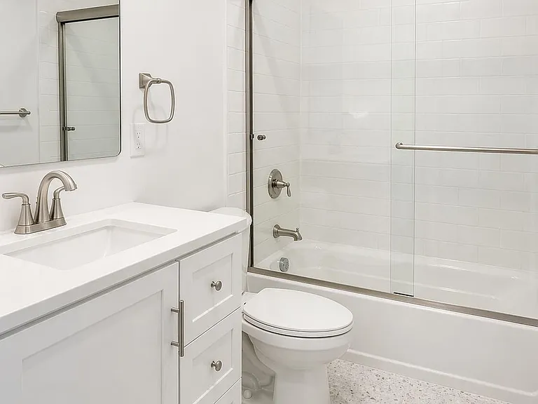 506 Bath Ave #2 — Photo 5