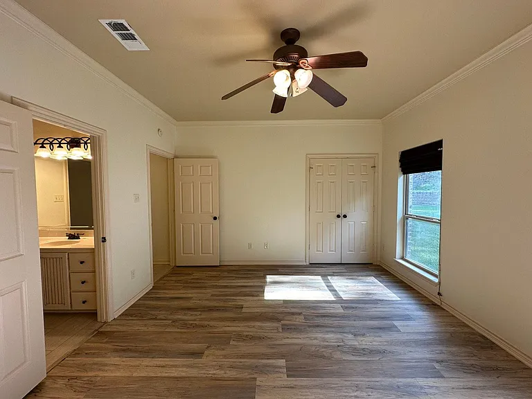 626 Huntwick Ln — Photo 26