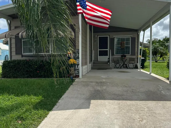 7 Guadalupe, Port St Lucie, FL 34952