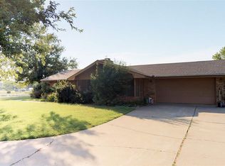 42047 S County Road 204, Woodward, OK 73801