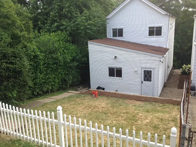 651 Chess St — Photo 12