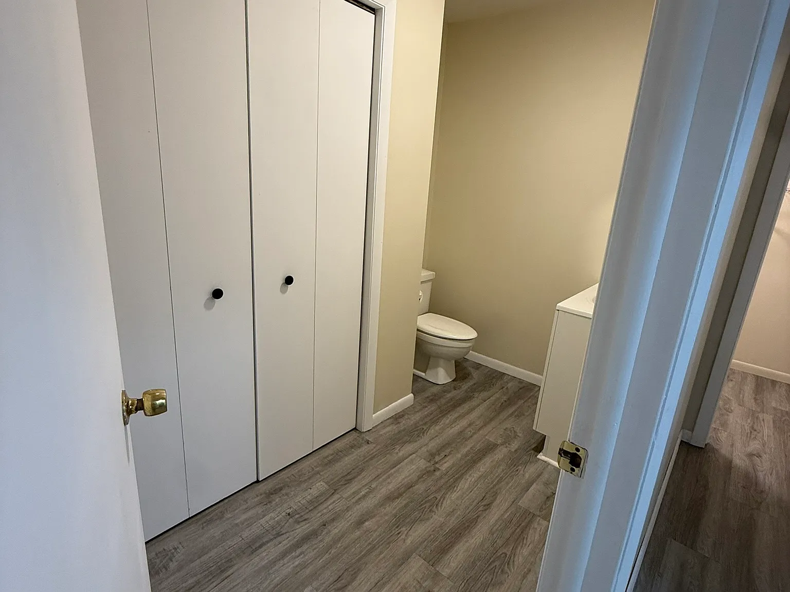 4 bed, 1.5 bath, $1,600 — Photo 3