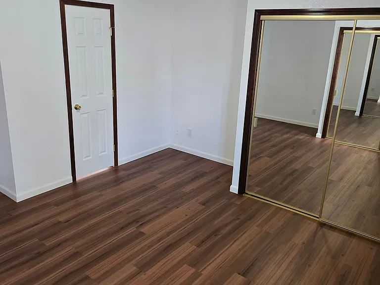 1408 Arlington Ave — Photo 4