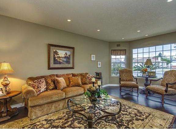 5th image of 5742 Golden West Ave