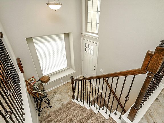 5th image of 18502 Jasmine Garden Pl