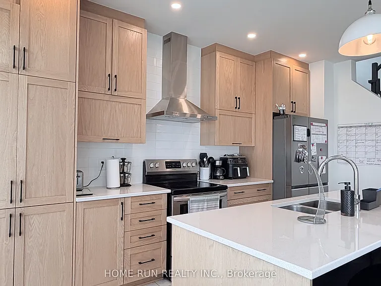 535 Honeylocust Ave — Photo 9