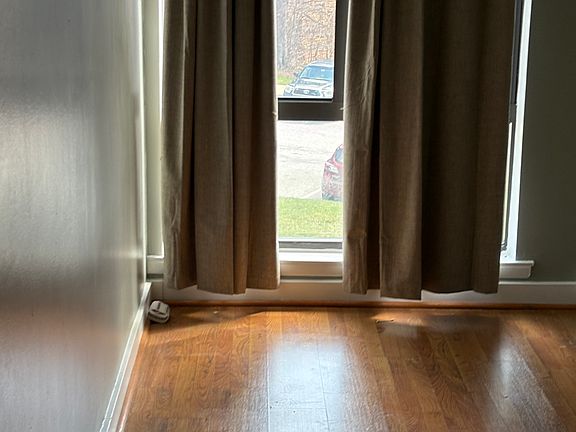 4th image of 5909 Tamar Dr Unit 7