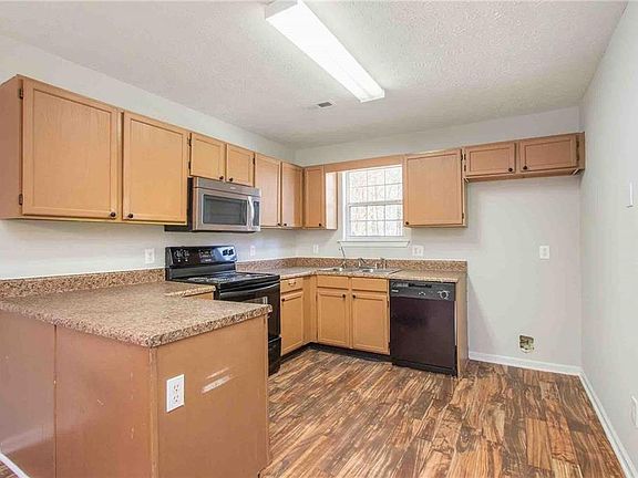 3rd image of 96 Sawgrass Manor Dr