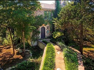 40 Hilton St, Eureka Springs, AR 72632