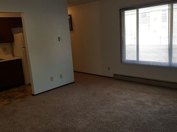 5th image of 2827 Pennsylvania Ave APT 13