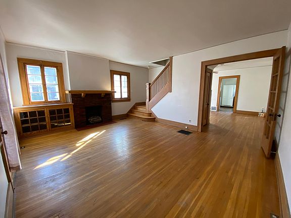 3rd image of 322 Lincoln Ave