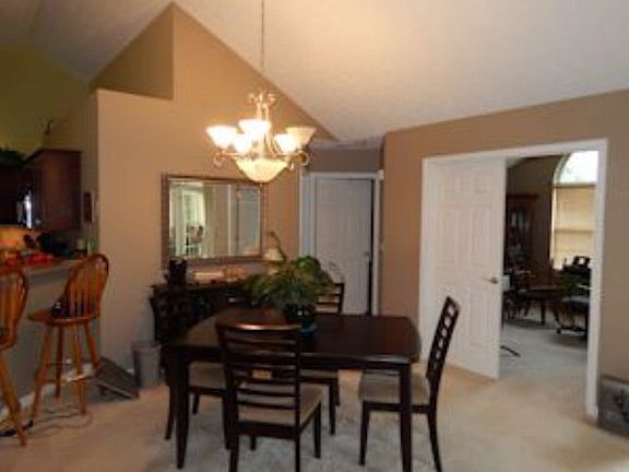 4th image of 193 Autumn Woods Dr