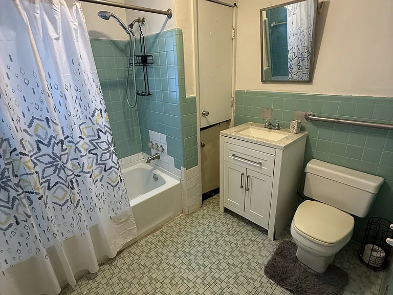 4235 Norwich Street Ext — Photo 9