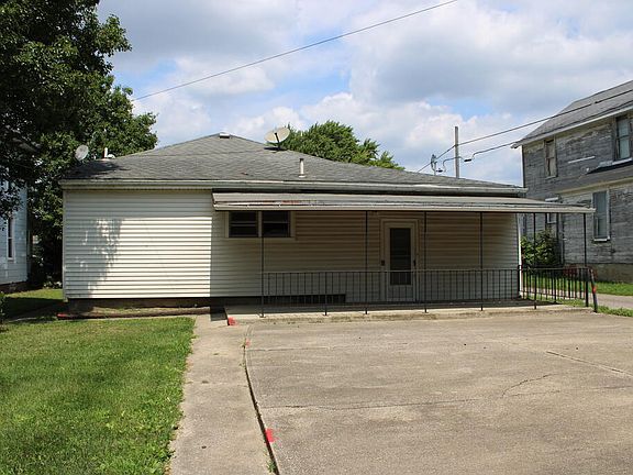 2nd image of 521 Harding Way E