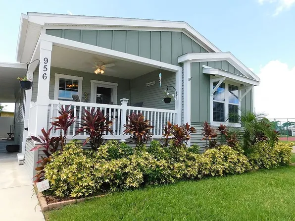 956 E Trinidad Ave, Venice, FL 34285