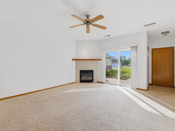 3rd image of 334 Brookside DRIVE #4