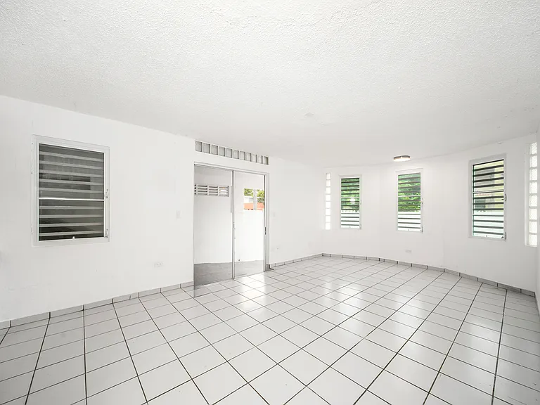 353 Calle Principal — Photo 15
