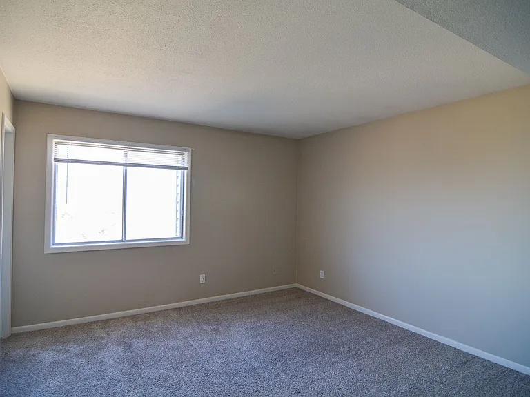 Citadel Apartments — Photo 35