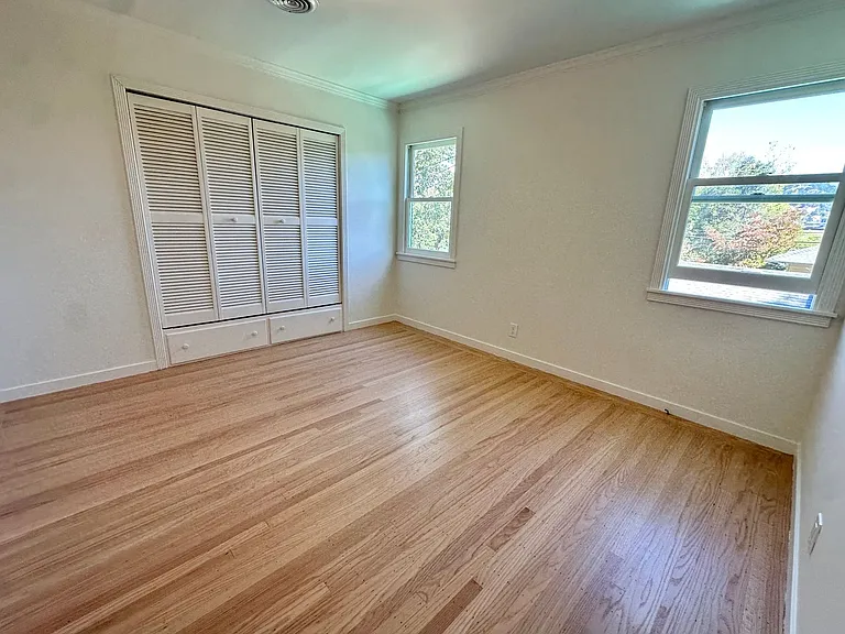 9 Bungalow Ave — Photo 20